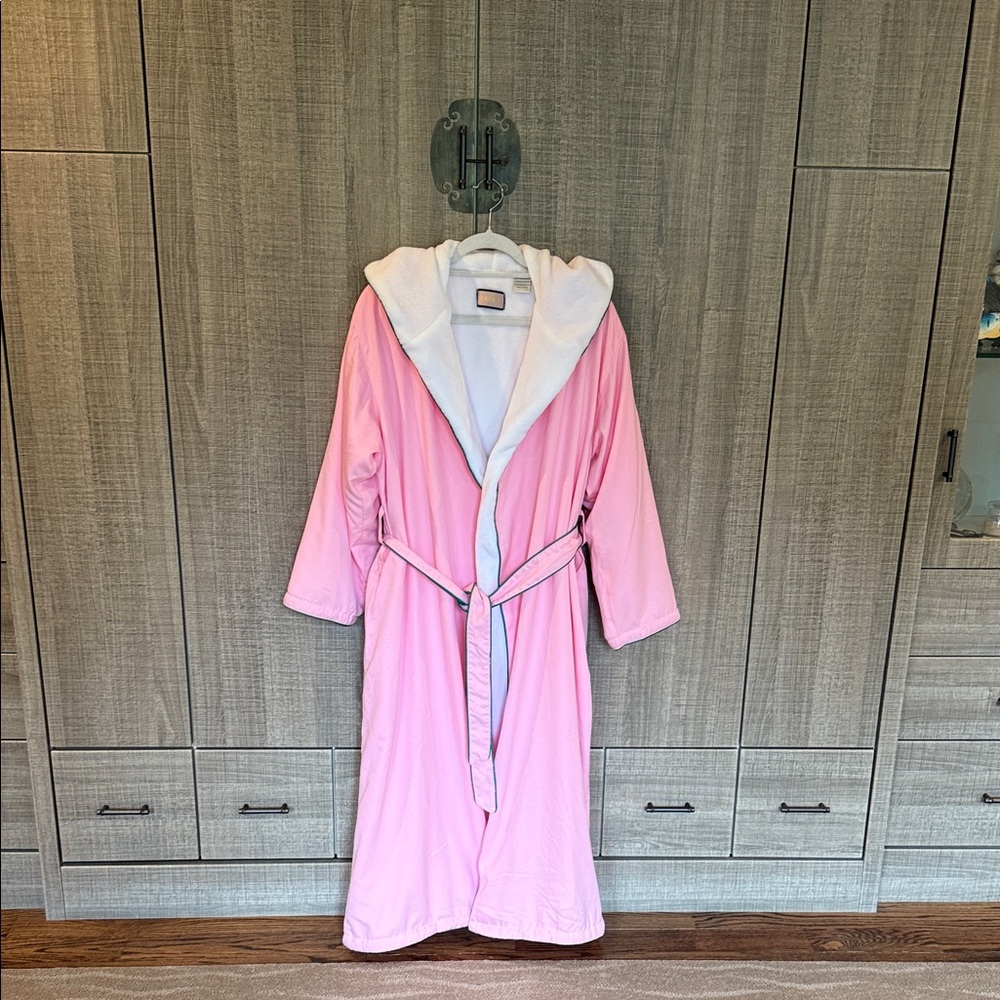 TRULY Signature Luxury Bathrobe
